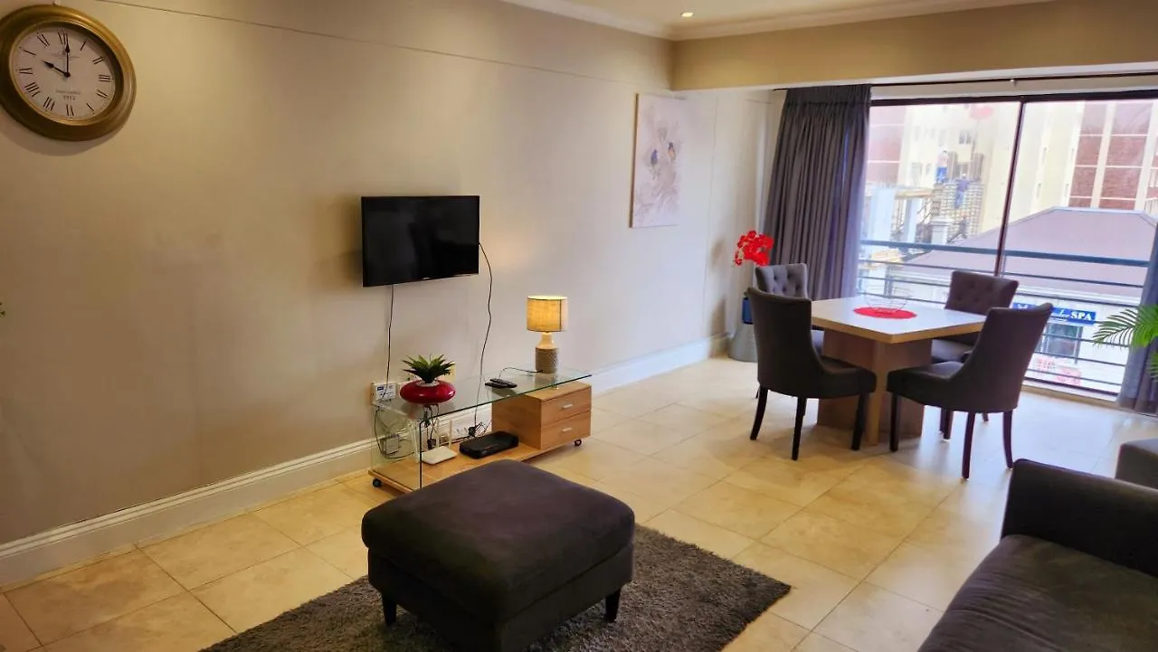 Prime Location In The Firmont, Sea Point Apartment Cape Town