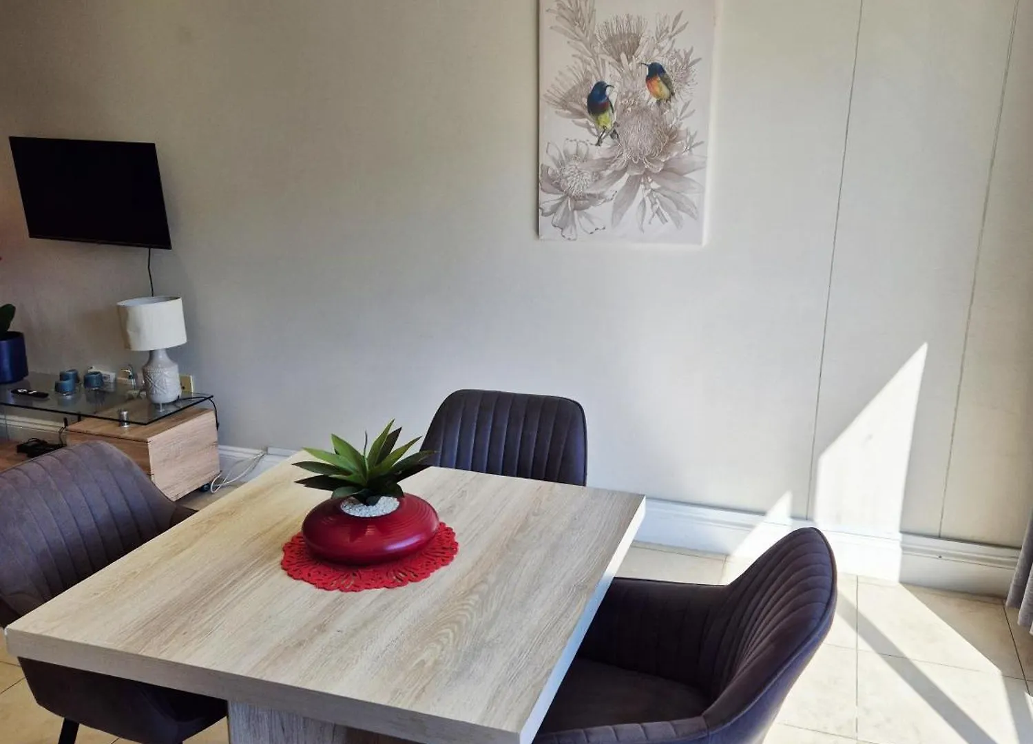 Prime Location In The Firmont, Sea Point Apartment Cape Town