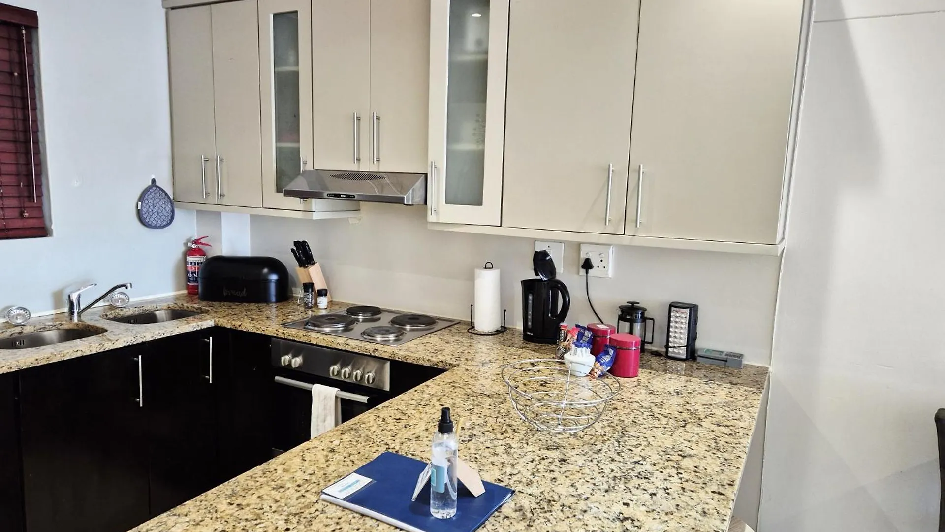 Prime Location In The Firmont, Sea Point Apartment Cape Town South Africa